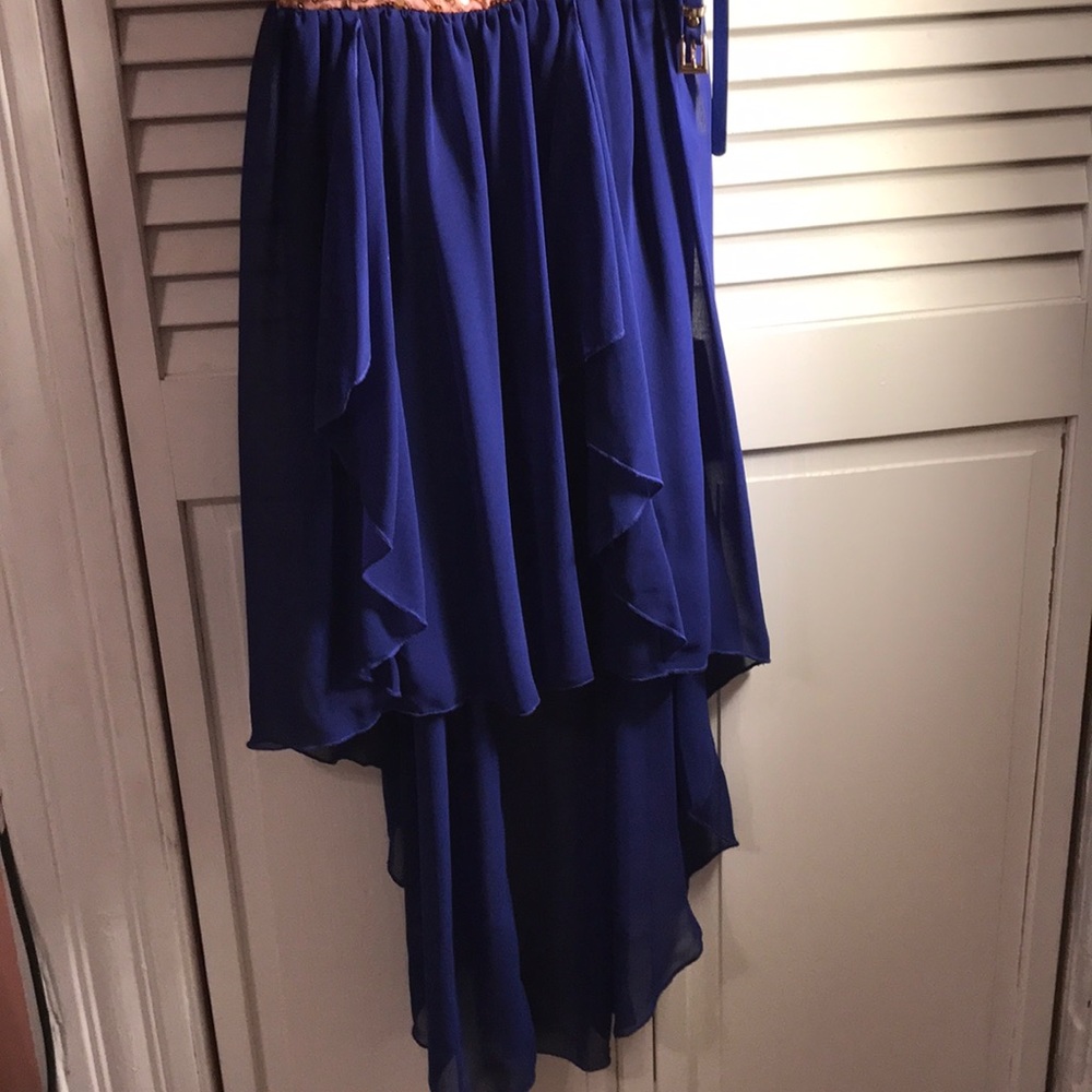Dress - Picture 3 of 6
